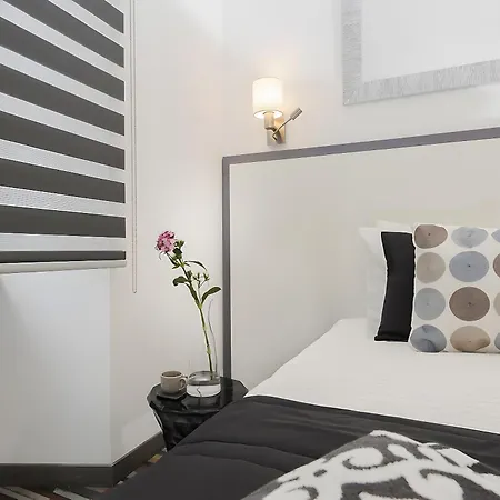 Guest house Rome's Heart 4*